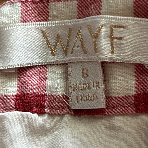Red gingham shorts from WAYF size S. - Picture 4 of 6